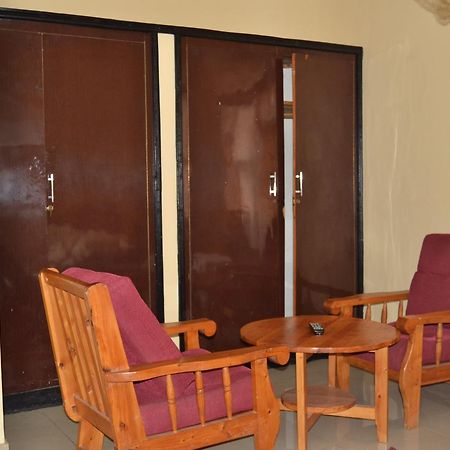 Happiness Star Motel Butare Exterior photo